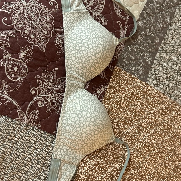 Victoria’s Secret Pink Floral Print Women's Bra, 36D - Picture 1 of 2